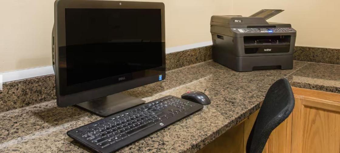 Travelodge By Wyndham Hotel 3*